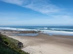 Enjoy 7 Miles of Sandy Beach When Staying in Lincoln City at Pacific Winds Condos